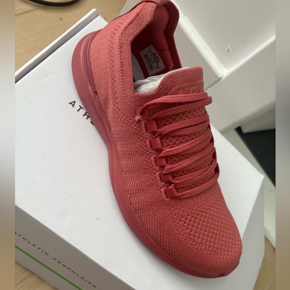 APL Techloom Breeze Sneakers Running Shoes Women’s Size 7.5 Cedar Mauve NEW - Picture 1 of 6